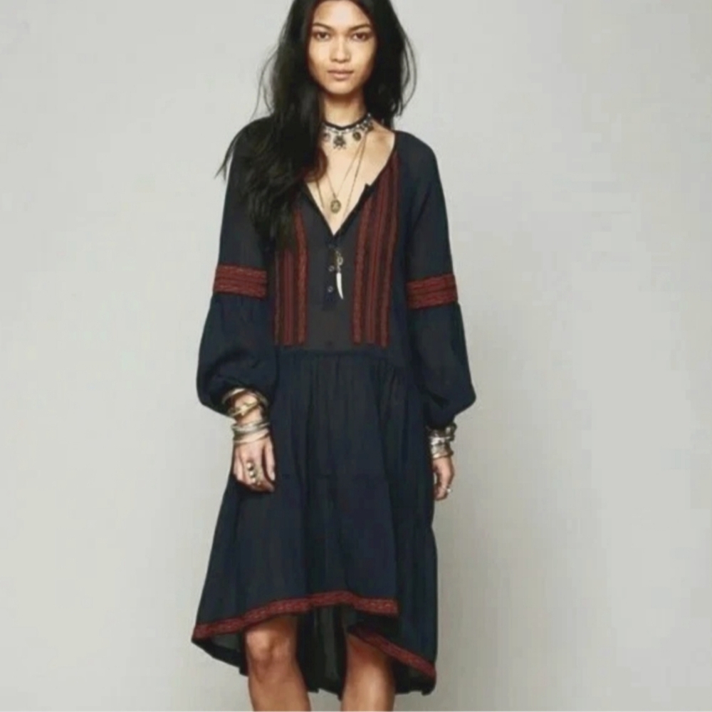 FREE PEOPLE - Lt Heart Peasant Dress